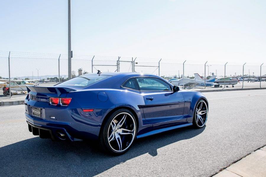  Chevrolet Camaro on Forgiato Wheels 2015 года  (фото 5 из 8)